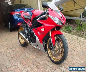 TRIUMPH 675 DAYTONA ABS 2013 AS NEW ONLY 12900KMS