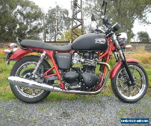  TRIUMPH BONNEVILLE with ONLY 2937ks LIMITED EDITION