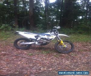 2015 husqvarna motorbike