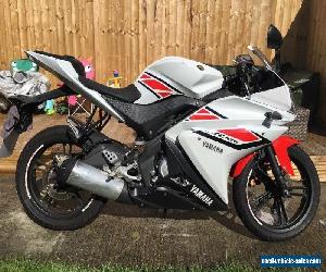 2013 Yamaha yzf r125, 13,000 miles, racing red & white