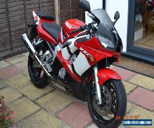 Yamaha R6 2002 Red