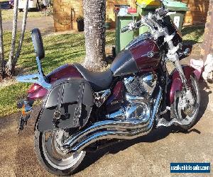 Suzuki Boulevard M90 Deep Cherry Red