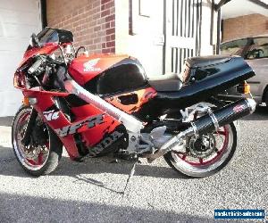 Honda VFR 400R NC30