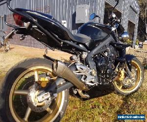 2010 Triumph Street Triple R.     **Low Reserve Auction**