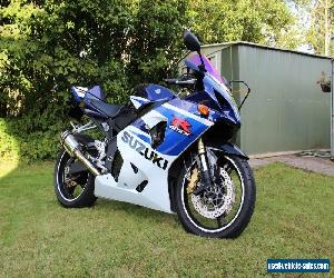 Suzuki GSXR 750 K5 IMMACULATE 2100 miles NEW MOT