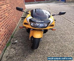 A 2000 Suzuki GSXR 600 SRAD Sports Commuter Motorcycle - Long MOT