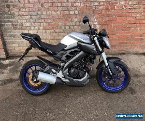 2015 (15) YAMAHA MT125 MT 125 MODEL SILVER AND BLUE