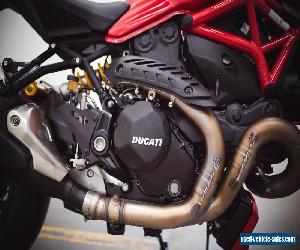 DUCATI MONSTER 1200R