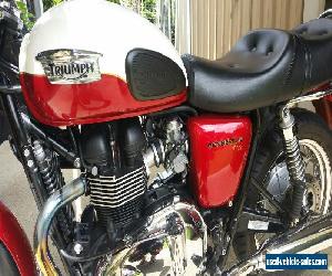 Triumph Bonneville 2013 model - 1kms - perfect condition