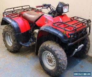 RED HONDA FOREMAN 400 CC 2 & 4WD SELECTABLE 4X4 MANUAL OFF-ROAD QUAD BIKE