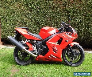 TRIUMPH DAYTONA 650