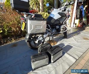 bmw r 1200gs  FULLY LOADED many additional accessories 59 plate (oct 2009)