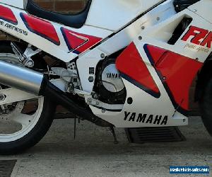 Yamaha FZR1000 1987 Genesis Classic 80's Superbike